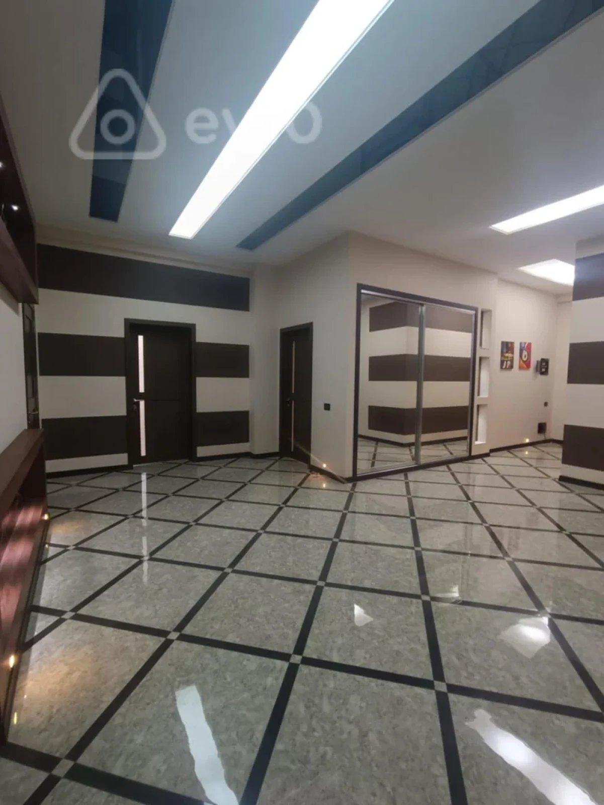 Satılır 4 otaqlı yeni tikili 170 m²