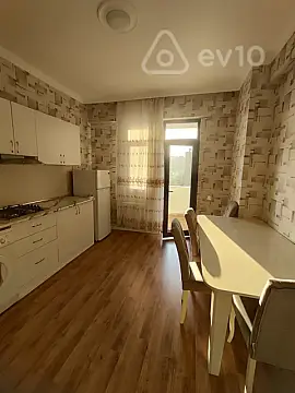 Kirayə verilir 2 otaqlı yeni tikili 95 m²