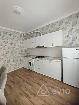 Kirayə verilir 2 otaqlı yeni tikili 95 m²