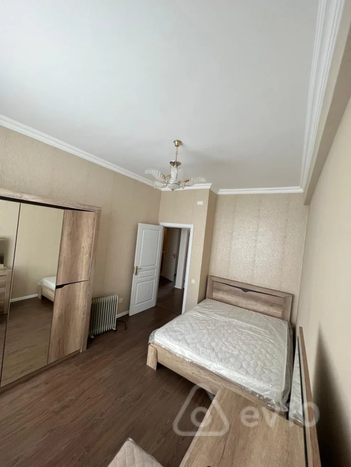 Satılır 3 otaqlı yeni tikili 93 m²
