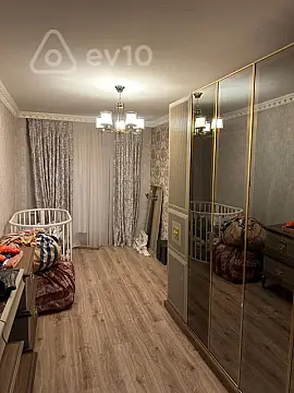 Kirayə verilir 2 otaqlı köhnə tikili 40 m²