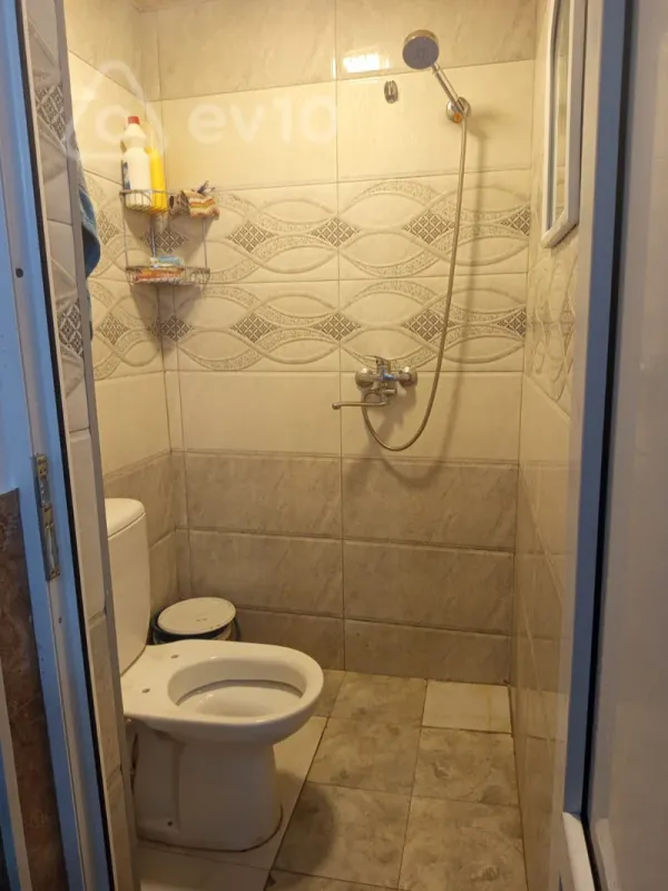 Kirayə verilir 2 otaqlı həyət evi 50 m²