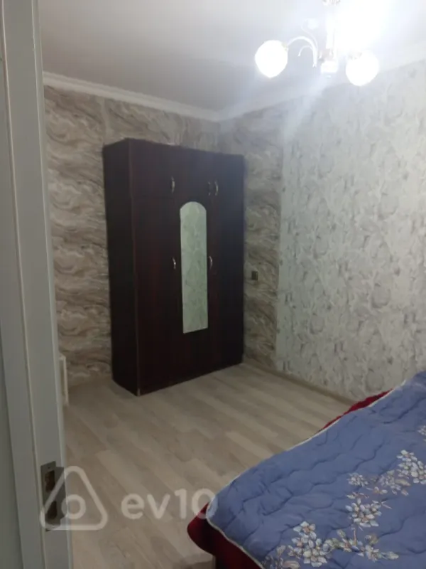 Kirayə verilir 2 otaqlı həyət evi 50 m²