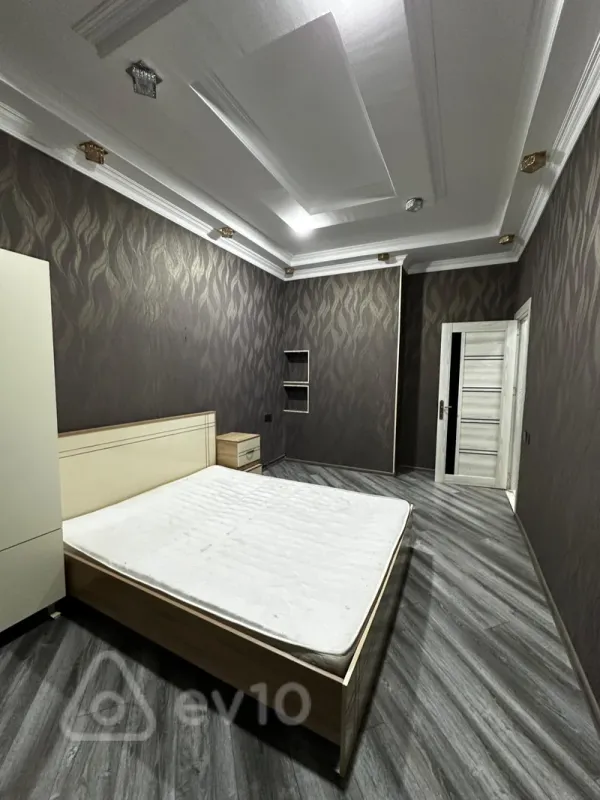 Kirayə verilir 2 otaqlı yeni tikili 80 m²