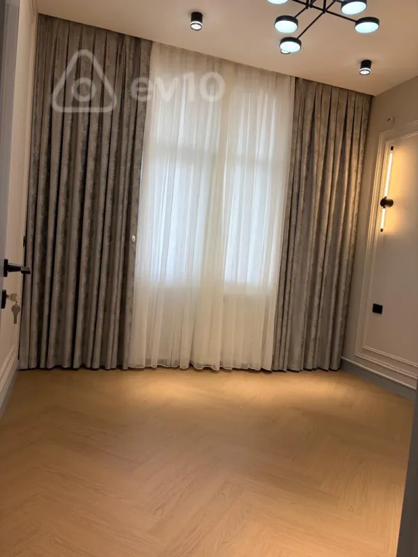 Satılır 4 otaqlı yeni tikili 117 m²
