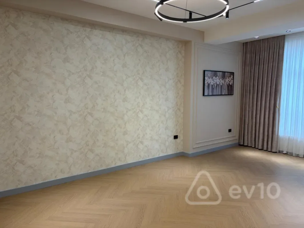 Satılır 4 otaqlı yeni tikili 117 m²