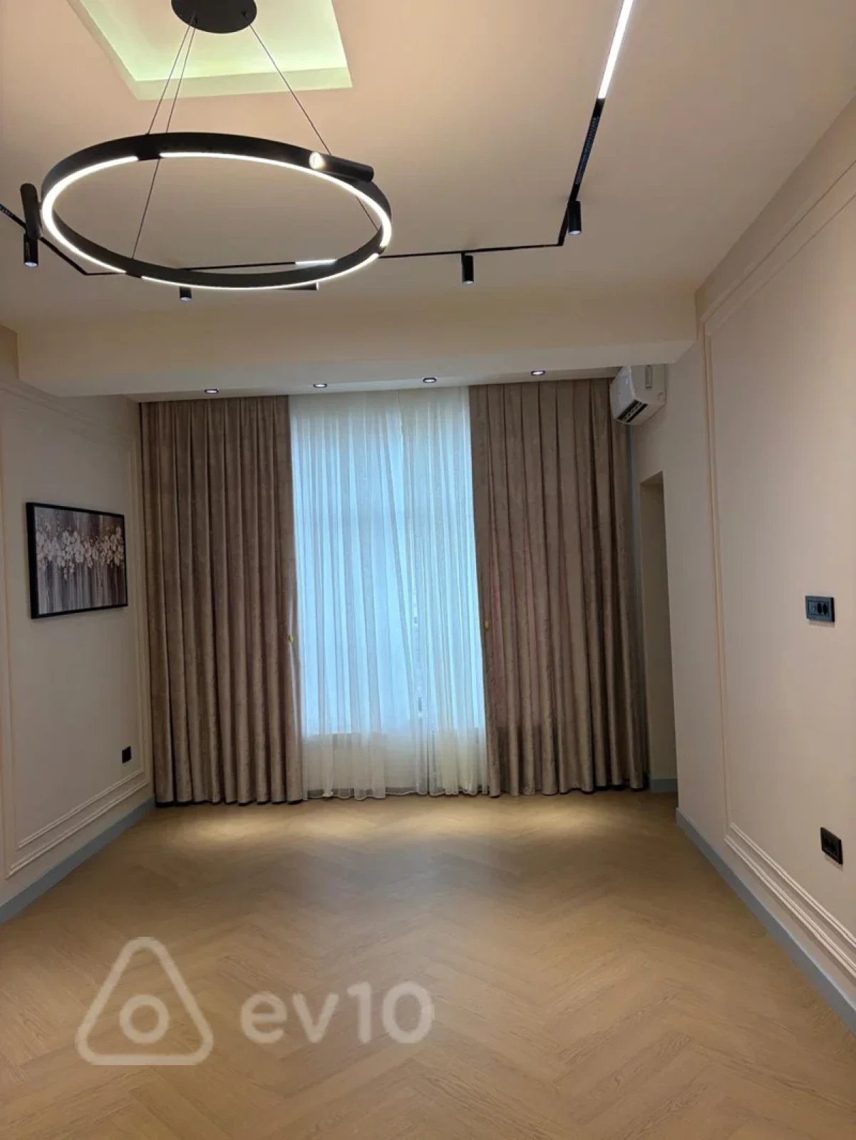 Satılır 4 otaqlı yeni tikili 117 m²