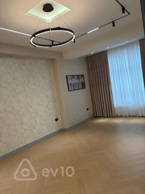Satılır 4 otaqlı yeni tikili 117 m²