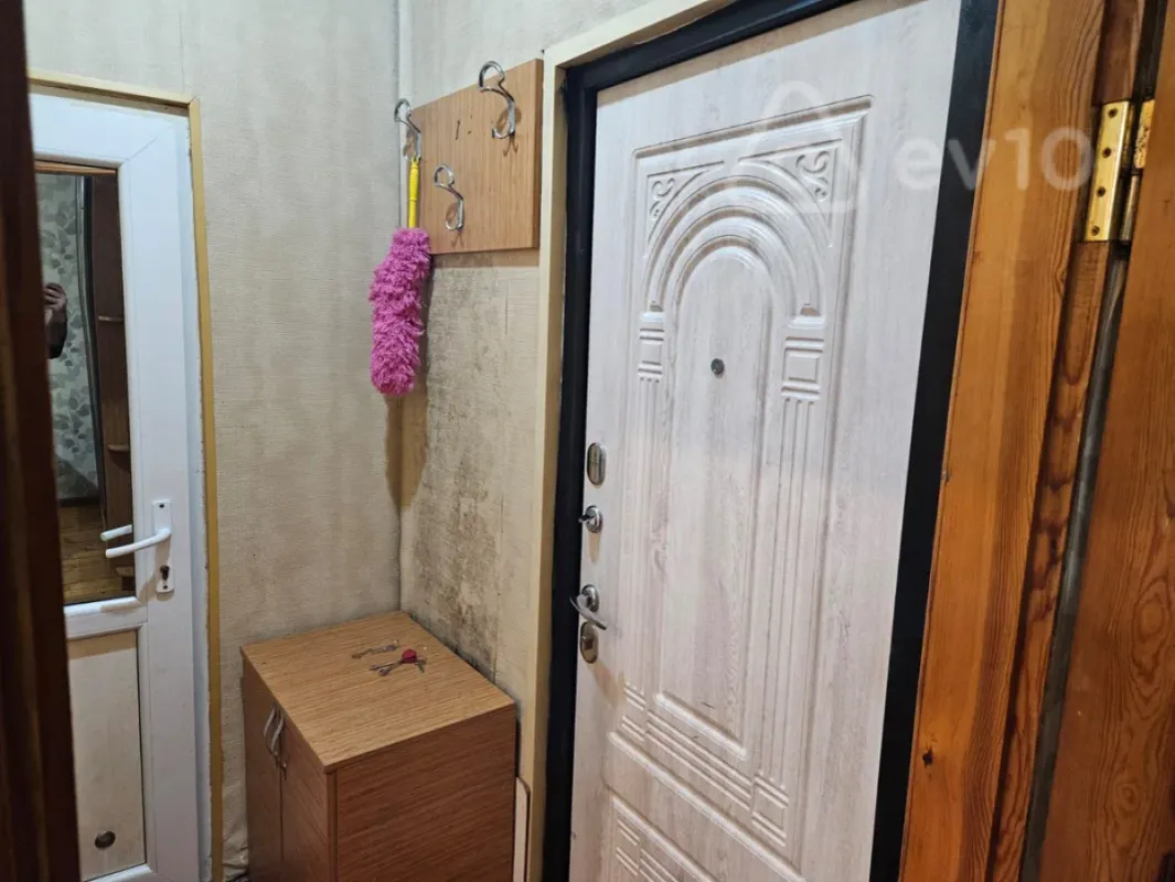 Kirayə verilir 2 otaqlı köhnə tikili 50 m²