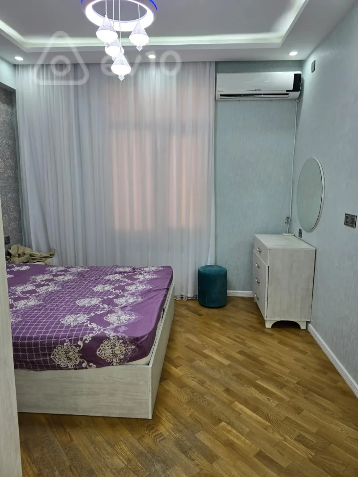 Kirayə verilir 2 otaqlı yeni tikili 80 m²