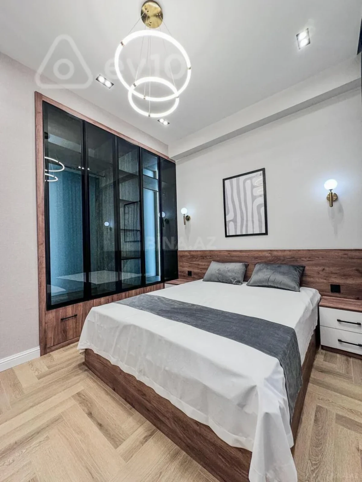 Kirayə verilir 2 otaqlı yeni tikili 65 m²