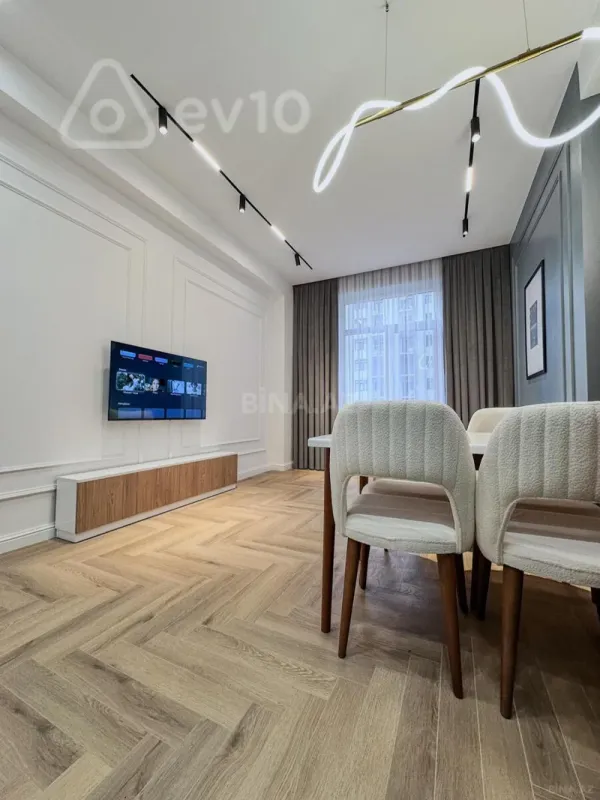 Kirayə verilir 2 otaqlı yeni tikili 65 m²