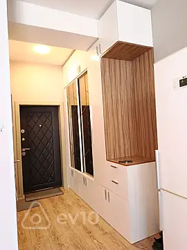 Kirayə verilir 2 otaqlı yeni tikili 50 m²