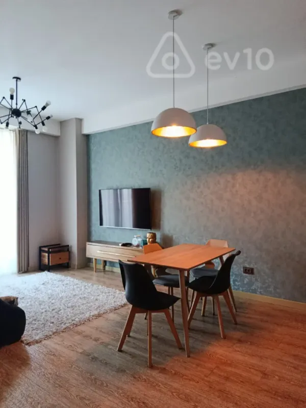 Kirayə verilir 2 otaqlı yeni tikili 50 m²