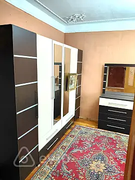 Kirayə verilir 3 otaqlı köhnə tikili 55 m²