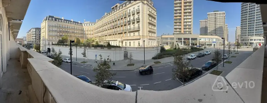 Satılır mənzil 145 m²