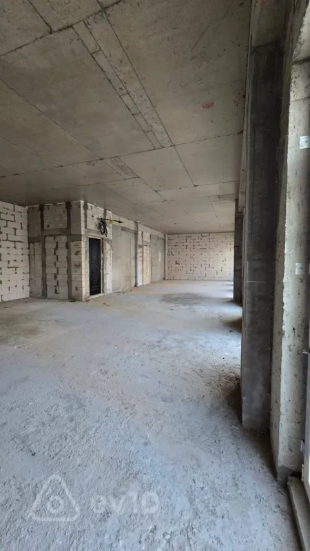 Satılır mənzil 145 m²