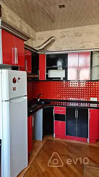 Kirayə verilir 2 otaqlı yeni tikili 60 m²