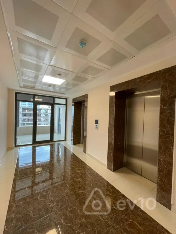 Satılır 3 otaqlı yeni tikili 157 m²