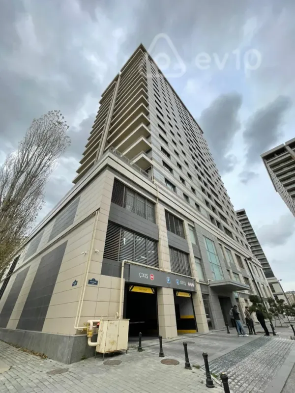 Satılır 3 otaqlı yeni tikili 157 m²