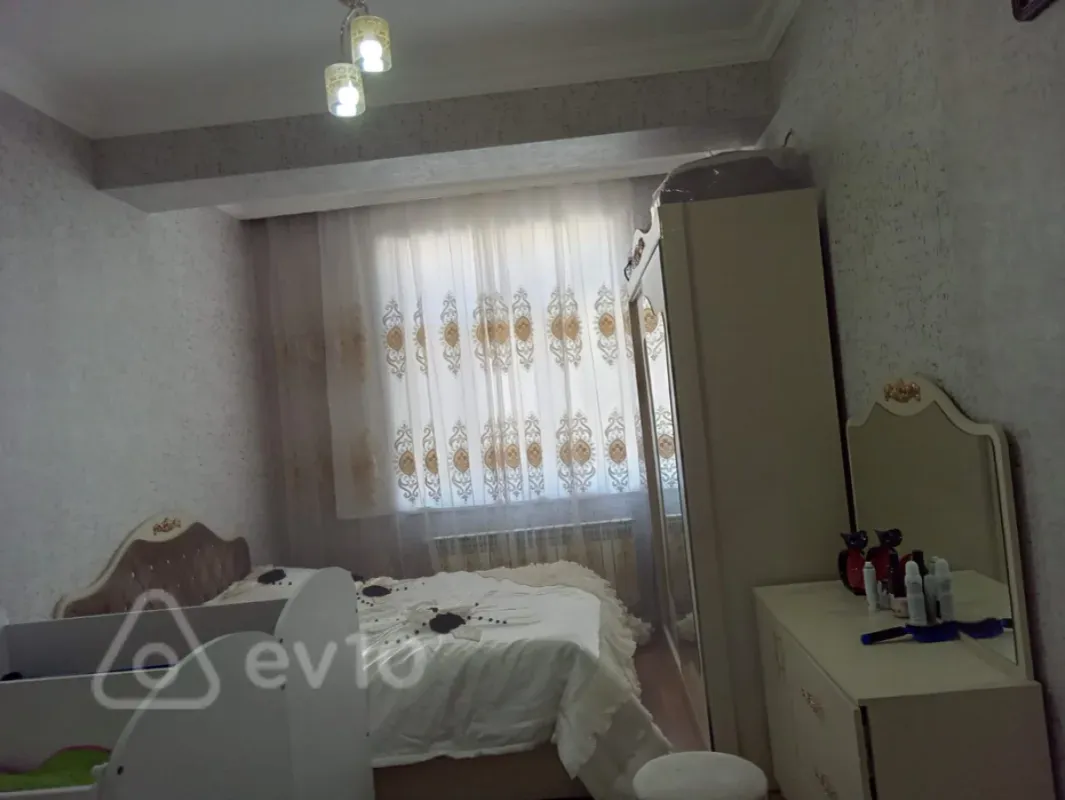 Kirayə verilir 3 otaqlı yeni tikili 103 m²