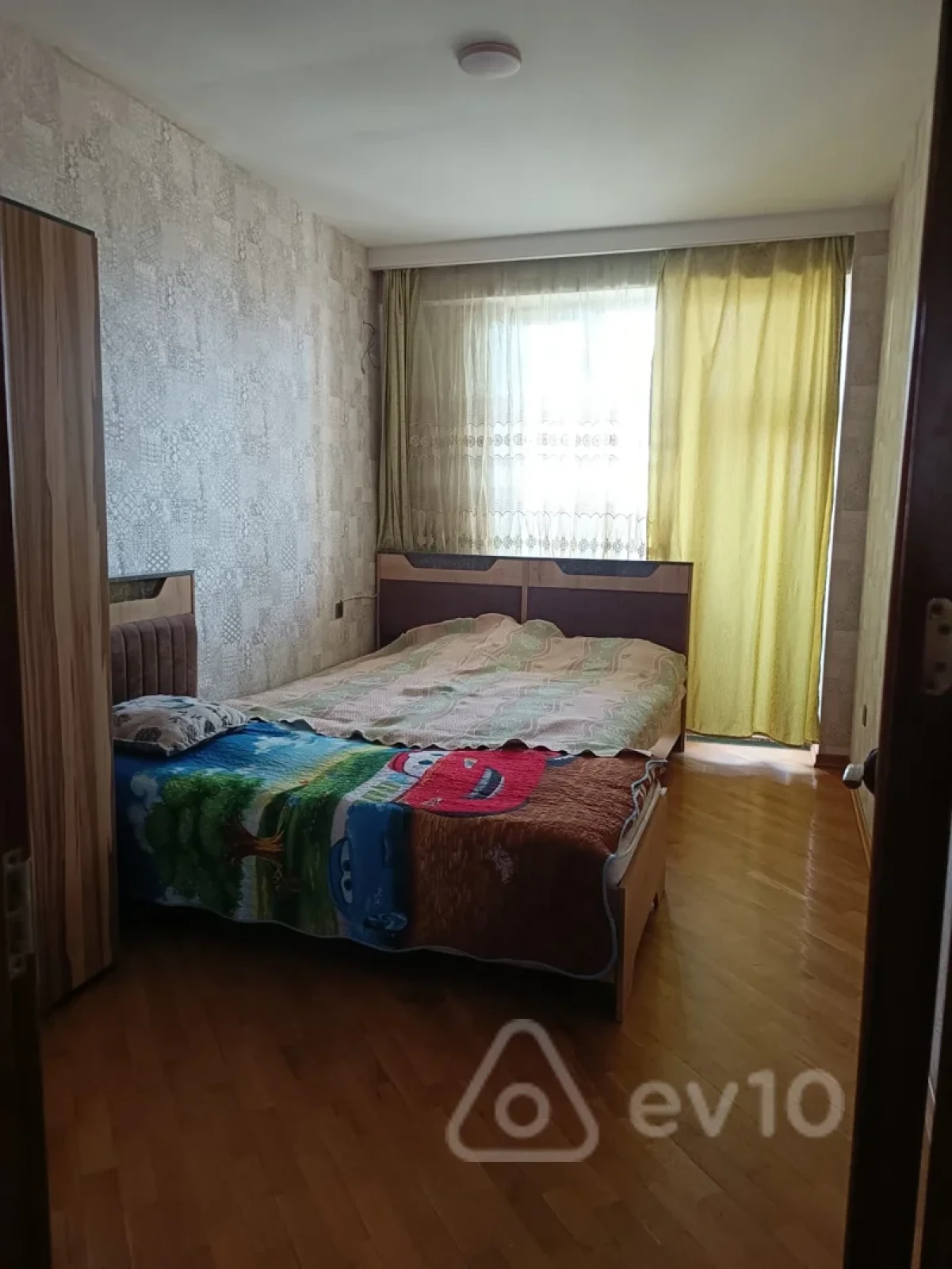 Kirayə verilir 3 otaqlı yeni tikili 100 m²