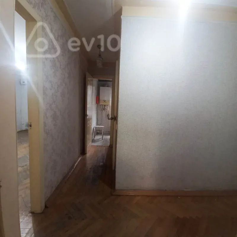 Kirayə verilir 3 otaqlı ofis 70 m²