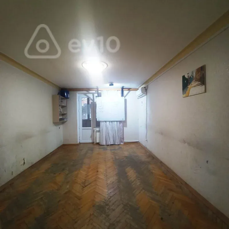 Kirayə verilir 3 otaqlı ofis 70 m²