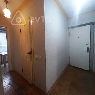 Kirayə verilir 3 otaqlı ofis 70 m²