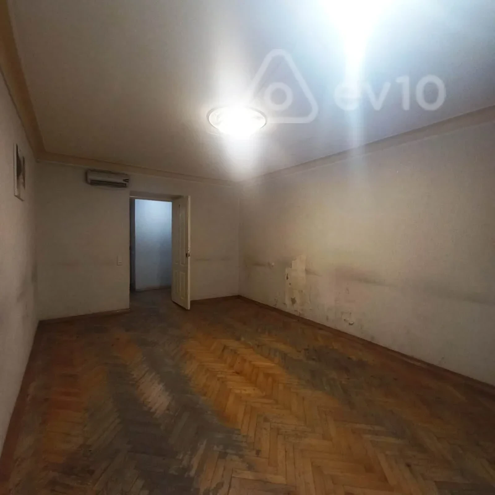 Kirayə verilir 3 otaqlı ofis 70 m²