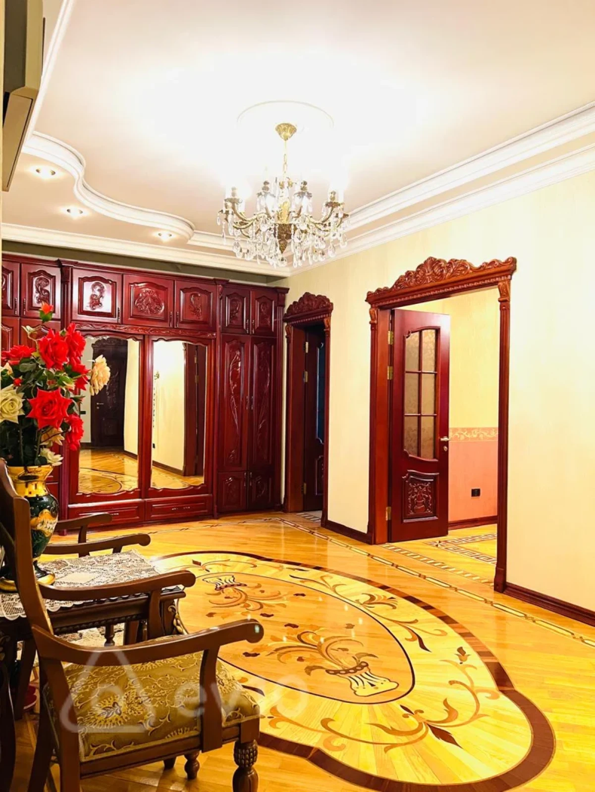 Satılır 4 otaqlı yeni tikili 153 m²