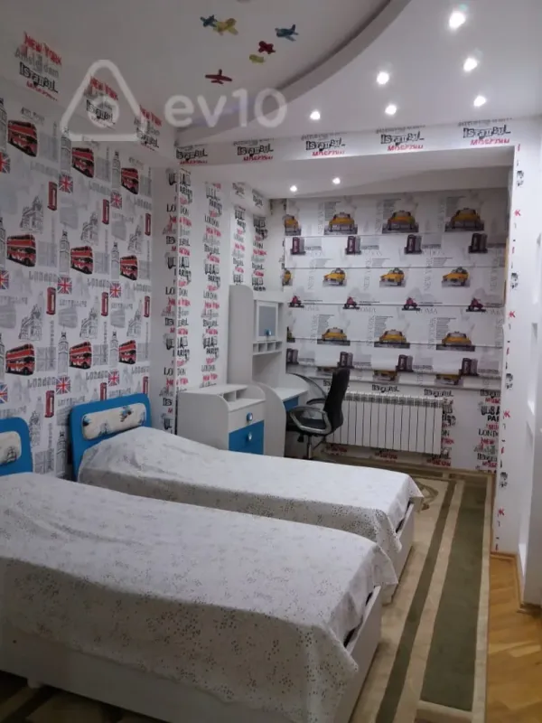 Kirayə verilir 3 otaqlı yeni tikili 100 m²