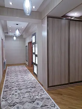 Kirayə verilir 3 otaqlı yeni tikili 100 m²