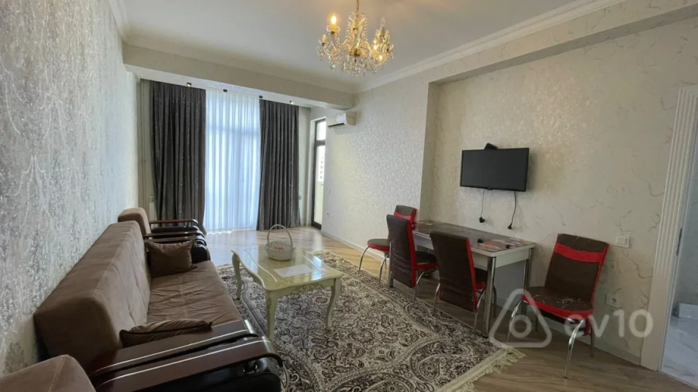 Kirayə verilir 2 otaqlı yeni tikili 70 m²