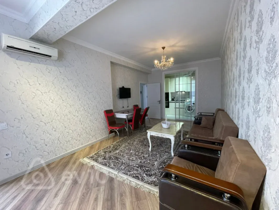 Kirayə verilir 2 otaqlı yeni tikili 70 m²