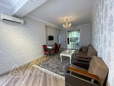Kirayə verilir 2 otaqlı yeni tikili 70 m²
