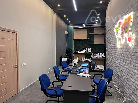 Kirayə verilir 3 otaqlı ofis 80 m²