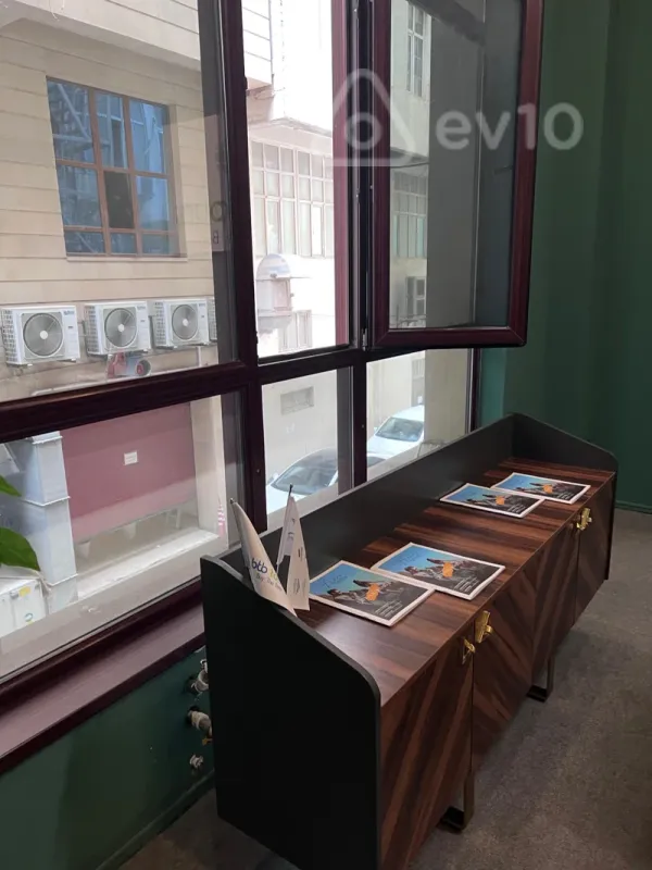 Kirayə verilir 3 otaqlı ofis 80 m²