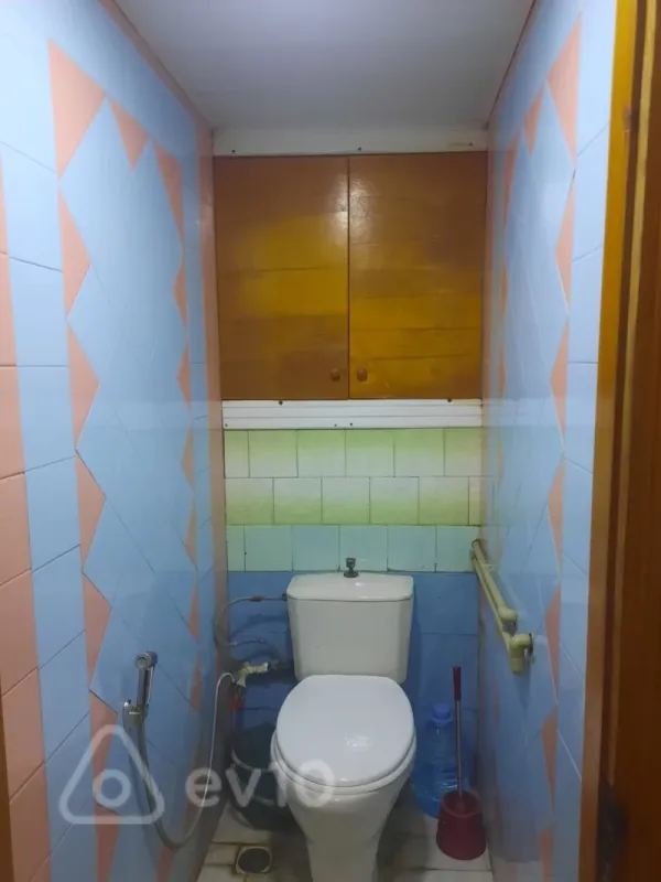 Kirayə verilir 2 otaqlı köhnə tikili 50 m²