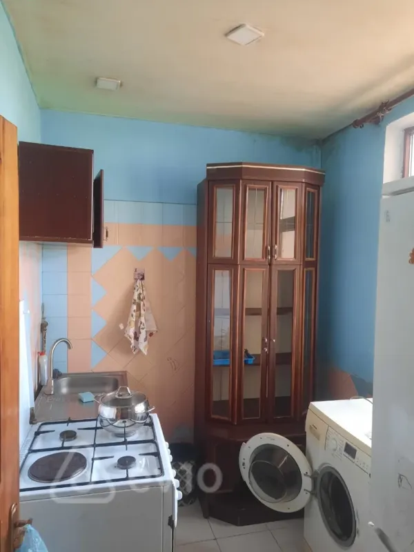 Kirayə verilir 2 otaqlı köhnə tikili 50 m²