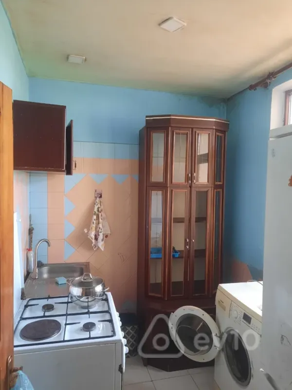 Kirayə verilir 2 otaqlı köhnə tikili 50 m²