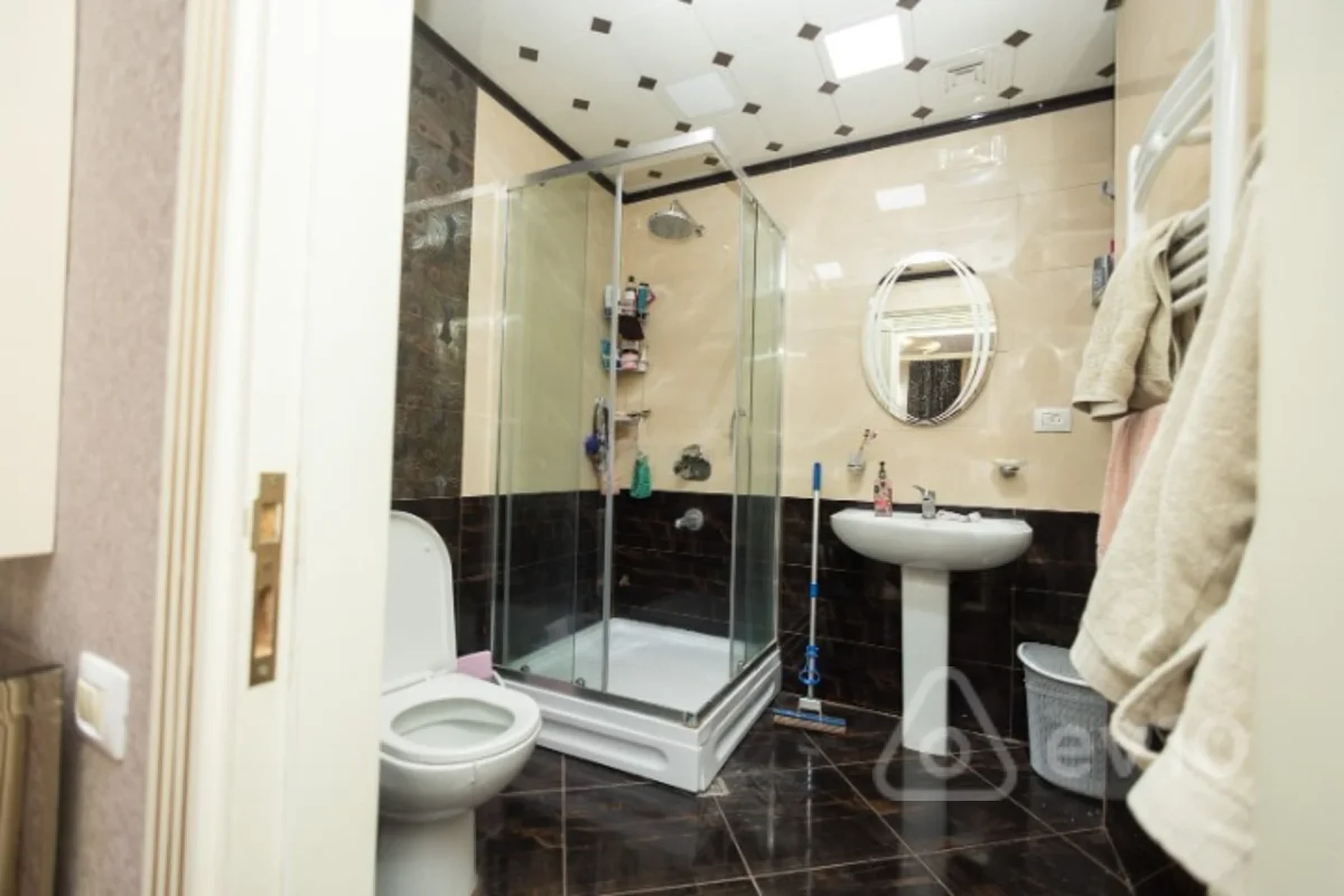 Satılır 4 otaqlı yeni tikili 220 m²