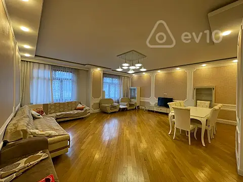 Kirayə verilir 4 otaqlı yeni tikili 220 m² — Bakı, Nərimanov 4 otaq 220.00 m²