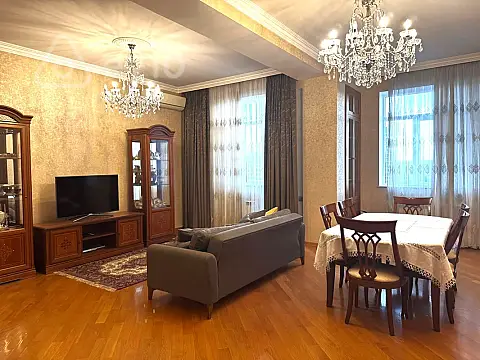 Kirayə verilir 2 otaqlı yeni tikili 125 m² — Bakı, Yasamal 2 otaq 125.00 m²