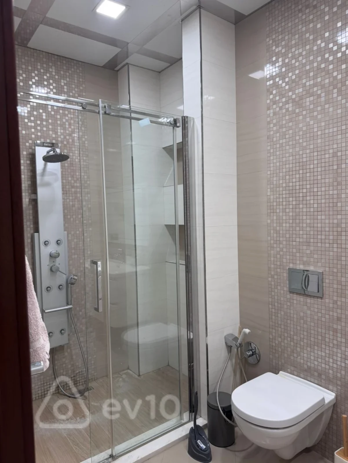 Kirayə verilir 2 otaqlı yeni tikili 125 m²