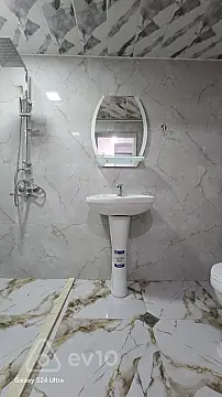 Satılır 2 otaqlı köhnə tikili 42 m²