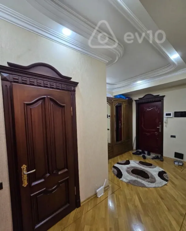 Satılır 3 otaqlı yeni tikili 118 m²