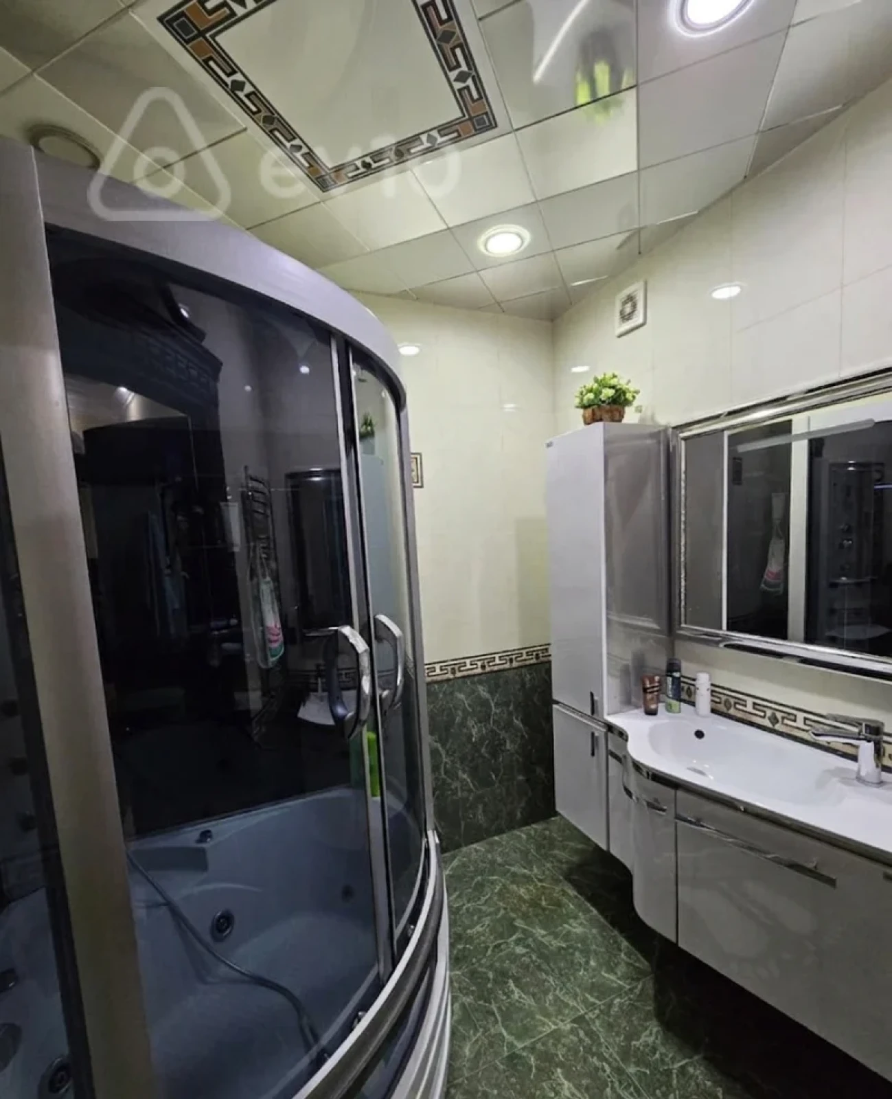 Satılır 3 otaqlı yeni tikili 118 m²