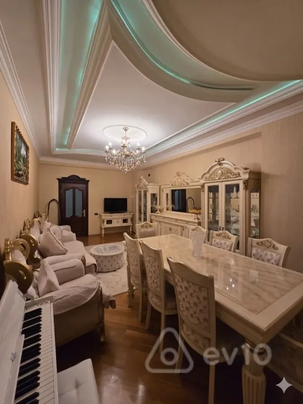 Satılır 3 otaqlı yeni tikili 118 m²