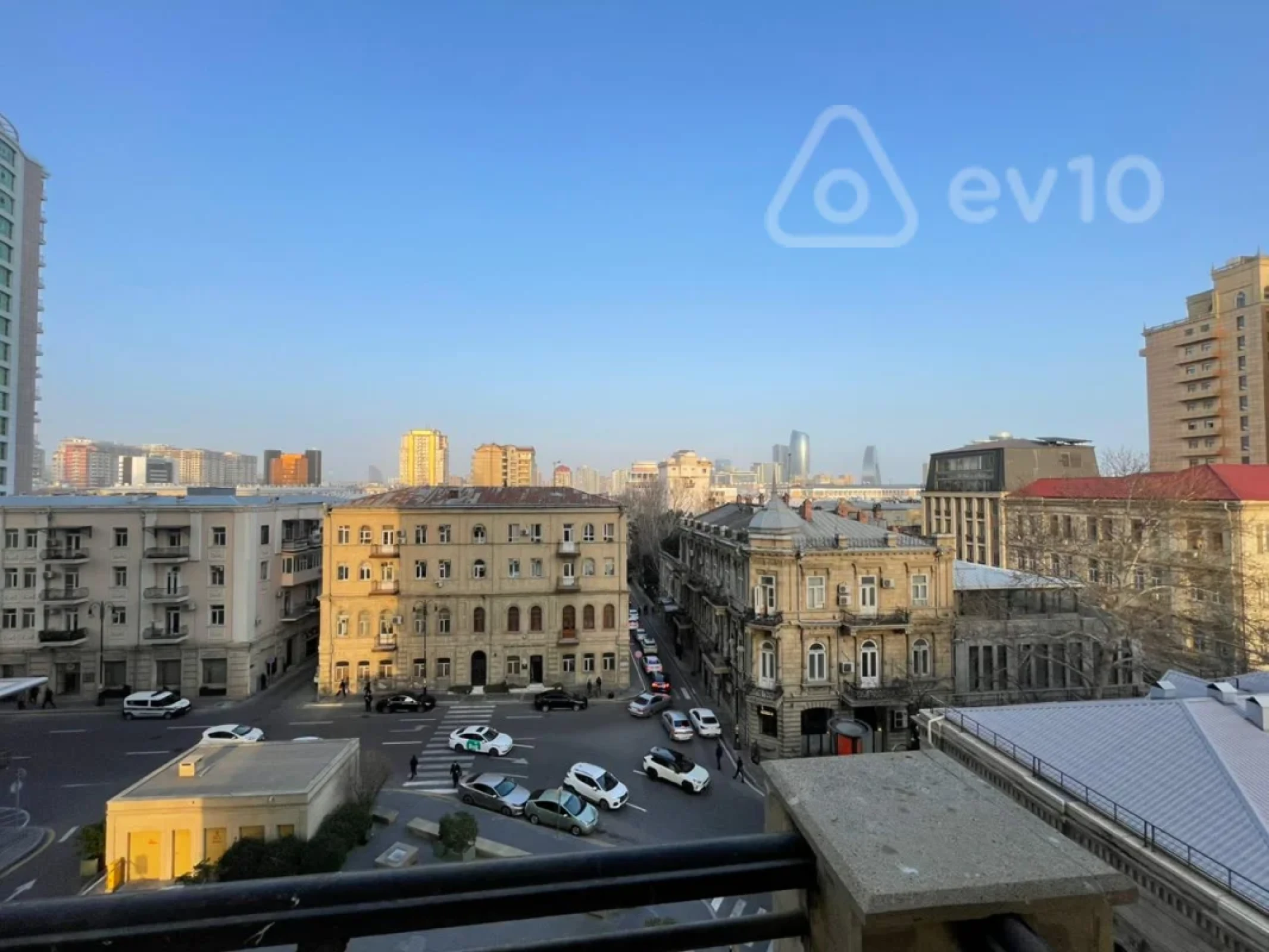 Kirayə verilir 4 otaqlı yeni tikili 200 m²